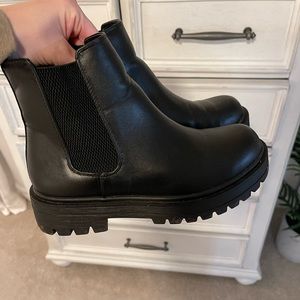 Black Chelsea boots